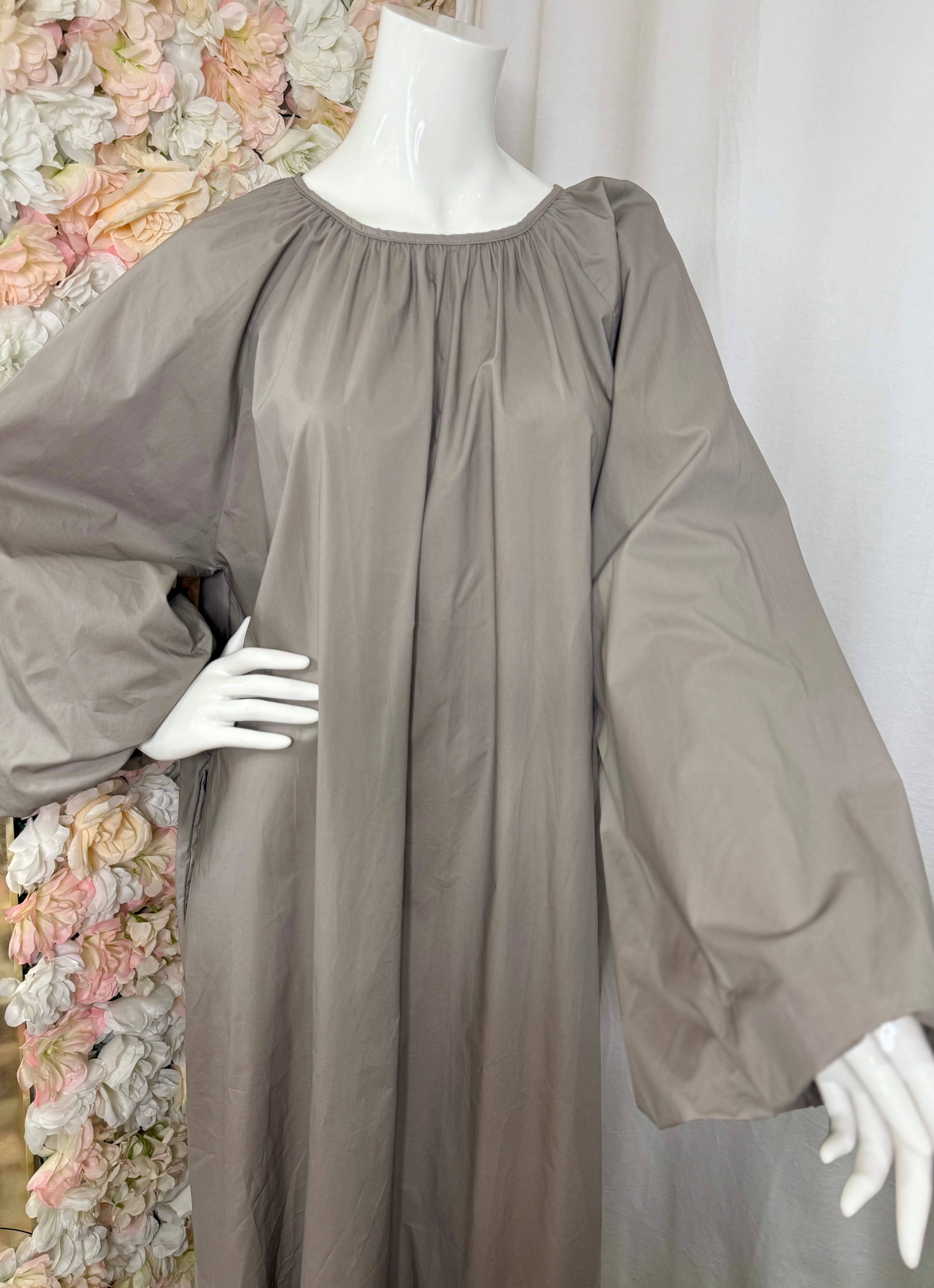 Robe Inaya - Taupe